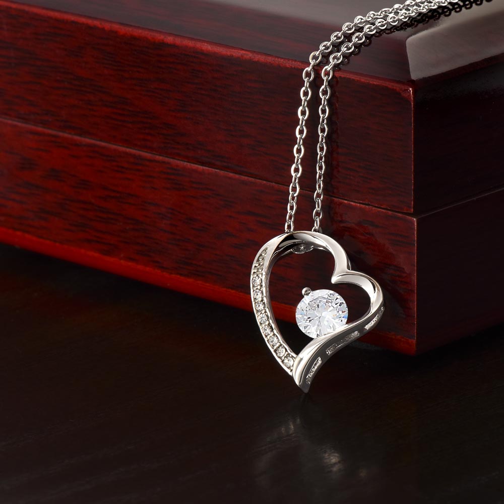 Forever Love Necklace – A Stunning Symbol of Eternal Love