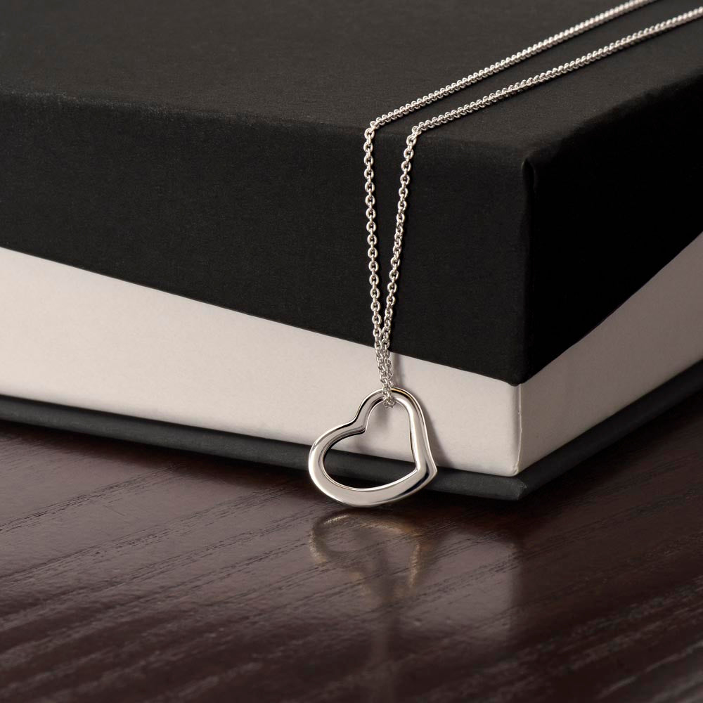 Delicate Heart Necklace – A Timeless Symbol of Love and Elegance